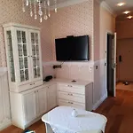 Apartment Romantiline Kesklinna Aia Taenava *