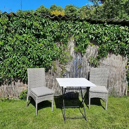 Apartment Romantiline Kesklinna Aia Taenava *